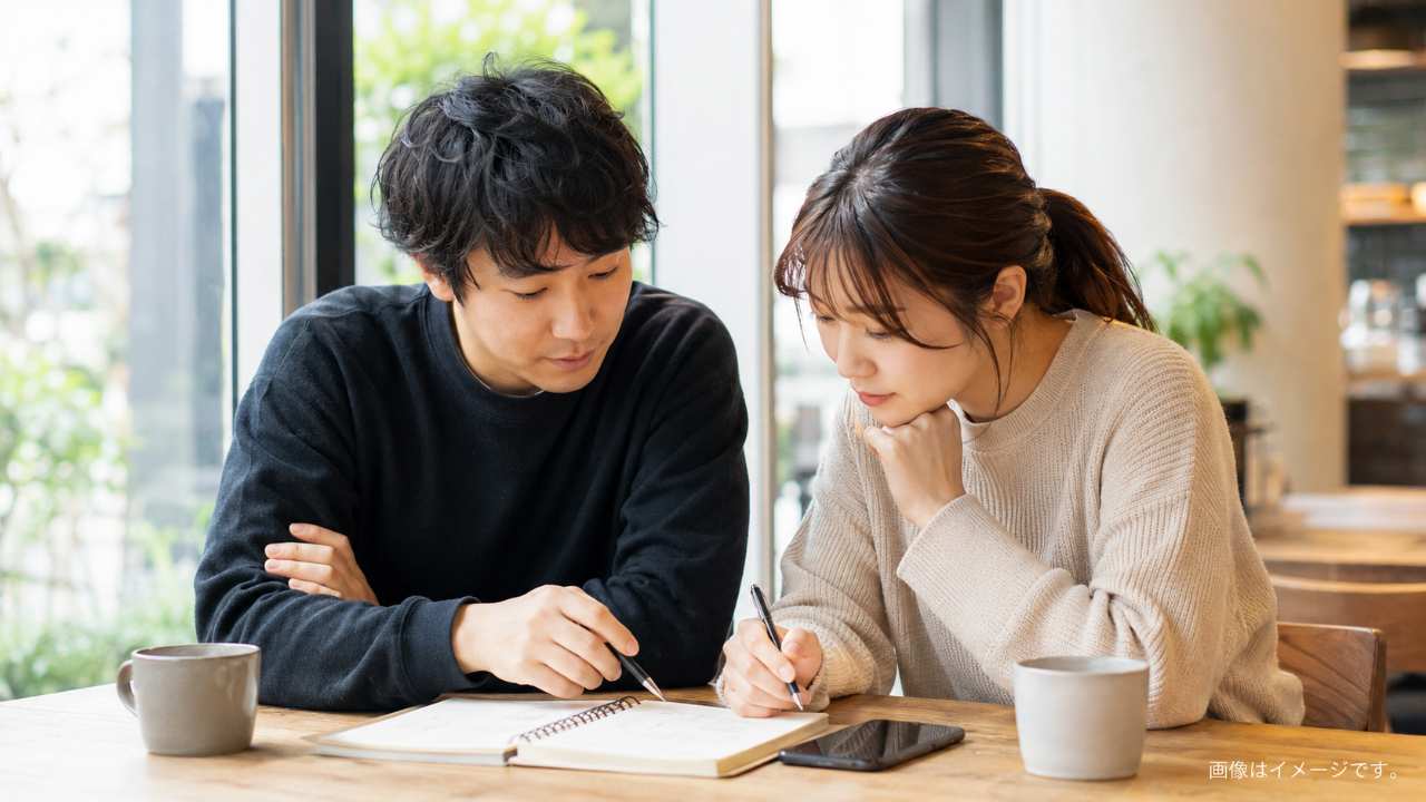 彼氏がフリーターで彼女が正社員という関係に悩む20代後半のカップル